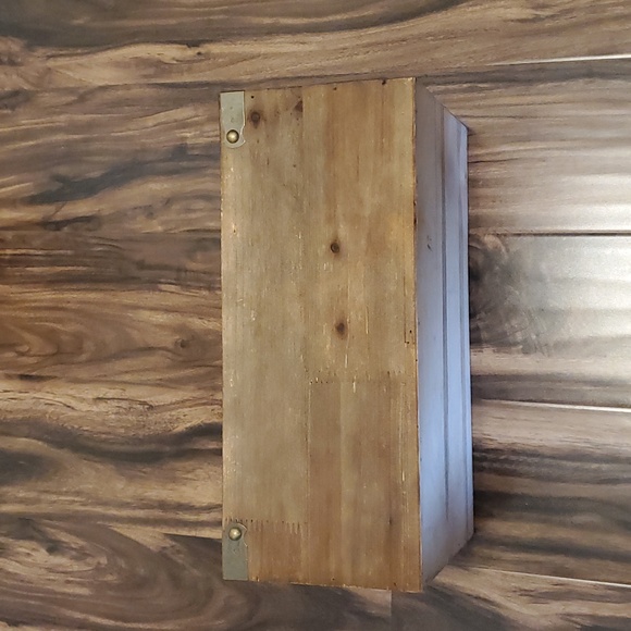 VINTAGE WOOD CONTAINER Medium - Picture 4 of 5